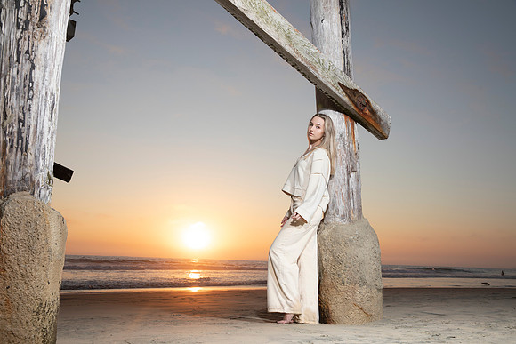 graduation portrait photographer newport beachHG4A4661